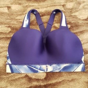 Under Armour high impact sports bra 34 DD